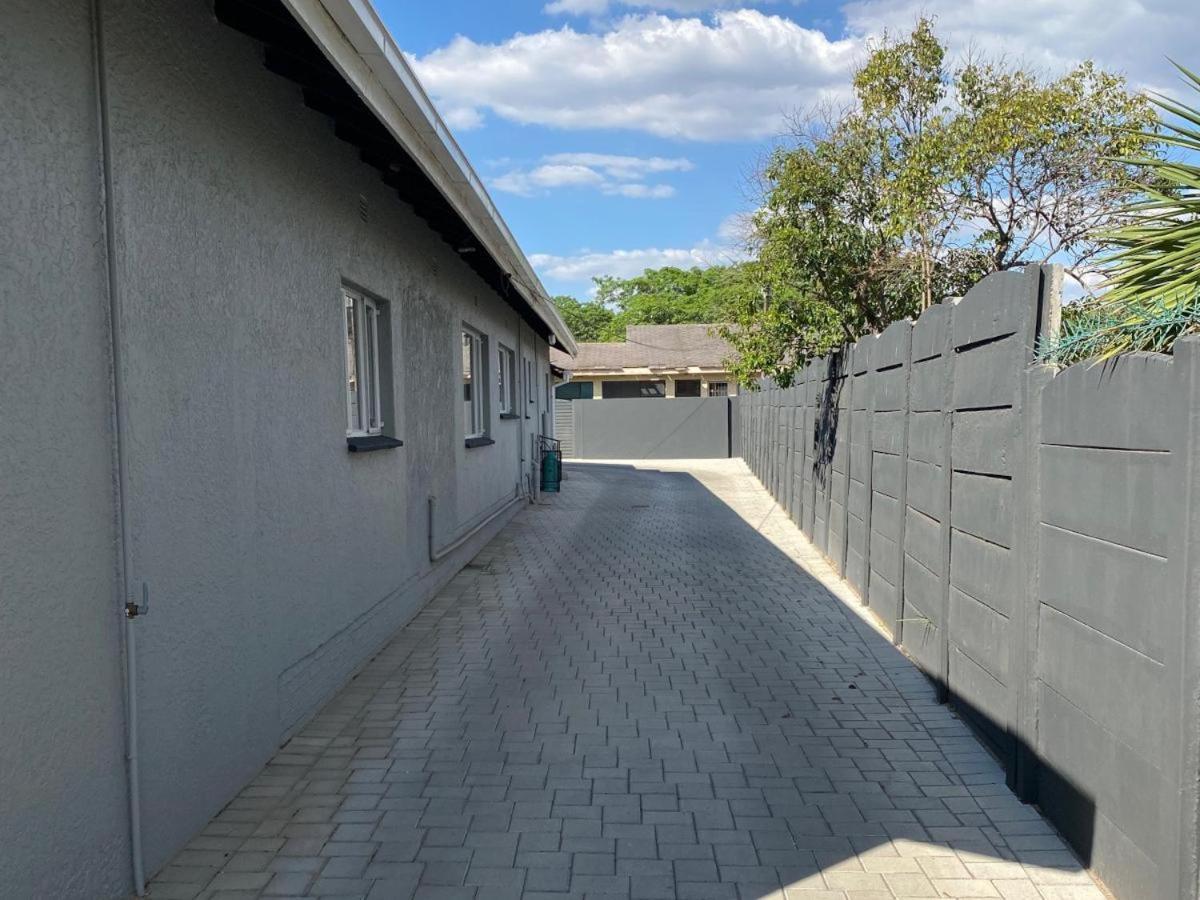Staysure Guesthouse Alberton Exteriör bild